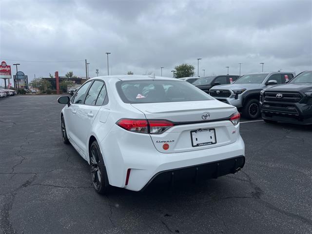 $25561 : PRE-OWNED 2024 TOYOTA COROLLA image 5