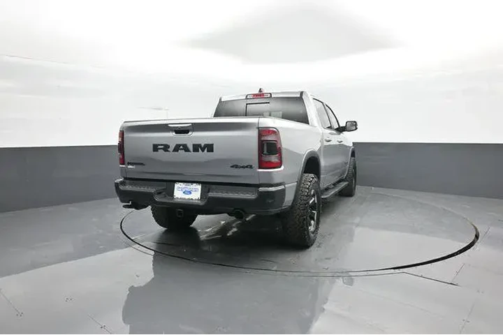 $32363 : Ram 1500 2020 4x4 Rebel 4dr image 7