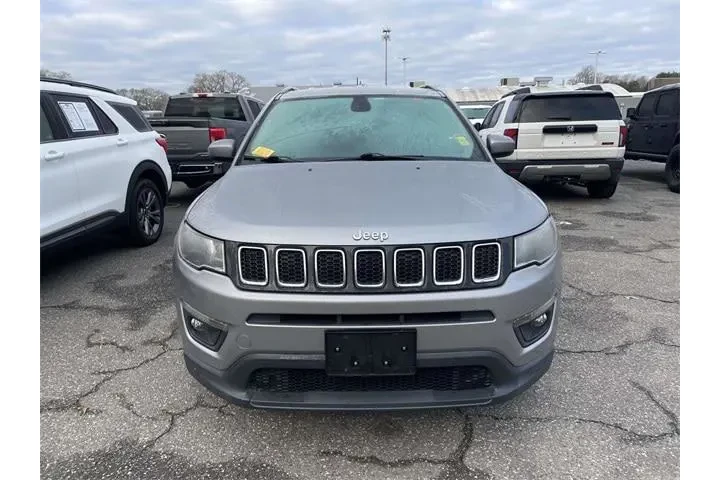 $17593 : Jeep Compass 2019 Latitude 4 image 2