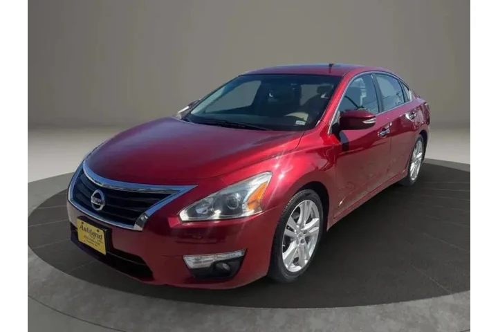 $10400 : 2014 Altima 3.5 SL image 3