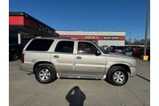 2005 Escalade 4dr AWD en Lexington