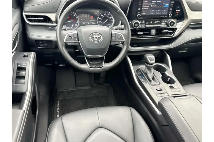 $24570 : Toyota Highlander 2020 AWD X image 10