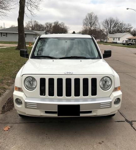 $3500 : 2010 JEEP PATRIOT LIMITED image 1