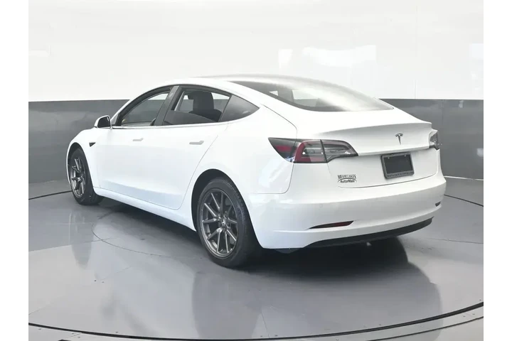 $16991 : Tesla Model 3 2019 Mid Range image 4