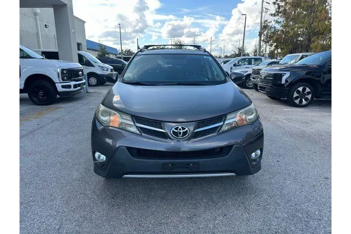 $13925 : Toyota RAV4 2013 AWD Limited image 9