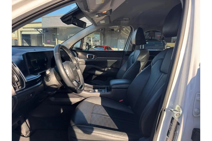 2024 Sorento S 2WD image 7