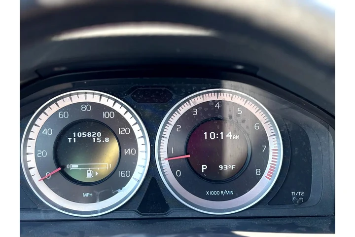 $9995 : 2013 S60 image 9