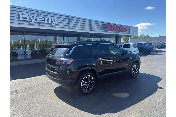$23995 : Jeep Compass 2023 4x4 Limite image 8