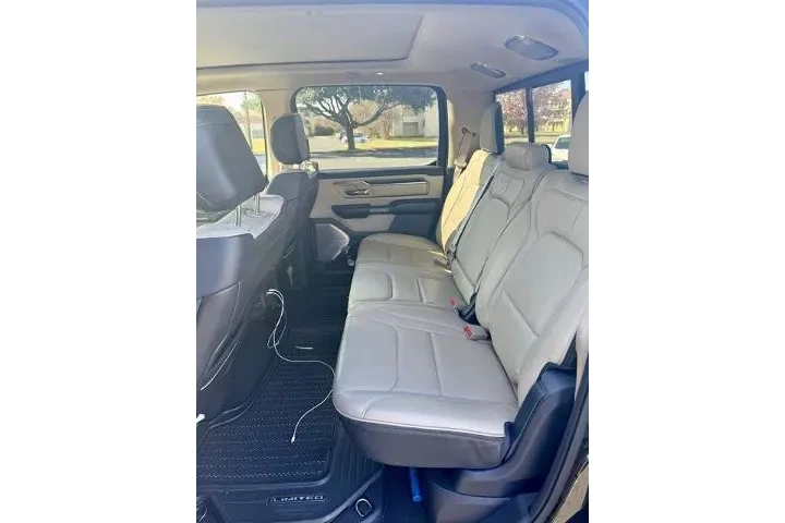 $28594 : Ram 1500 2019 4x2 Limited 4d image 8