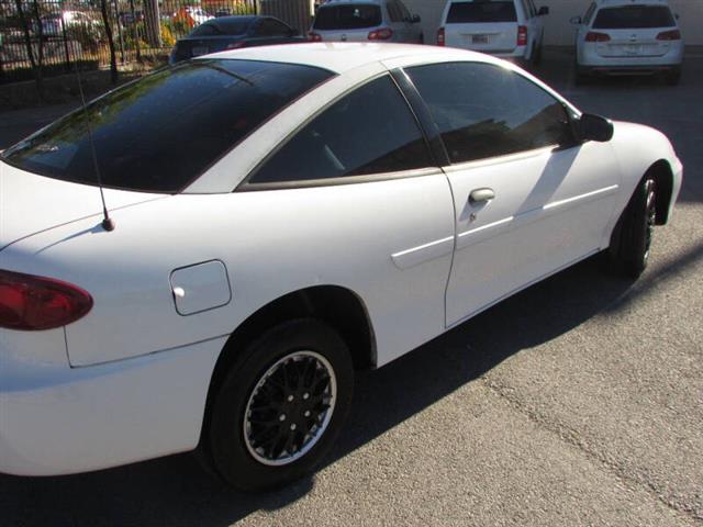 $3995 : 2004 Cavalier image 4