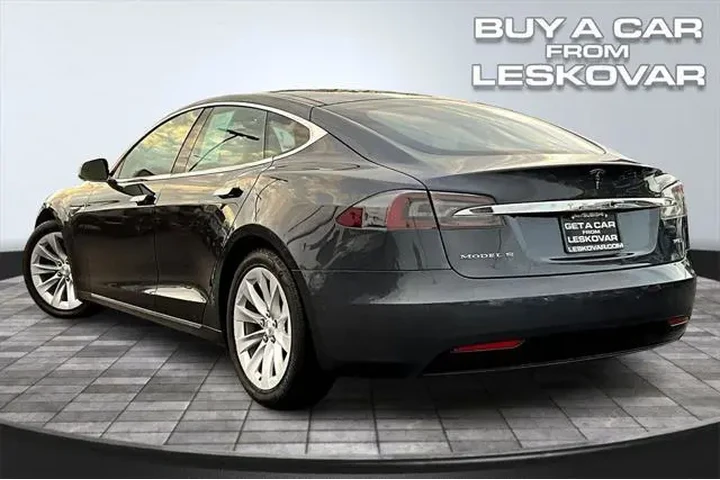 $19998 : Tesla Model S 2016 AWD 60D 4 image 2