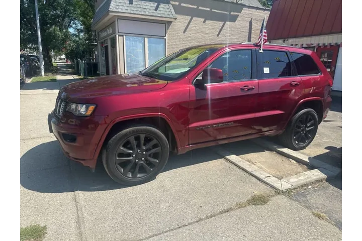 $18995 : 2019 Grand Cherokee Altitude image 3