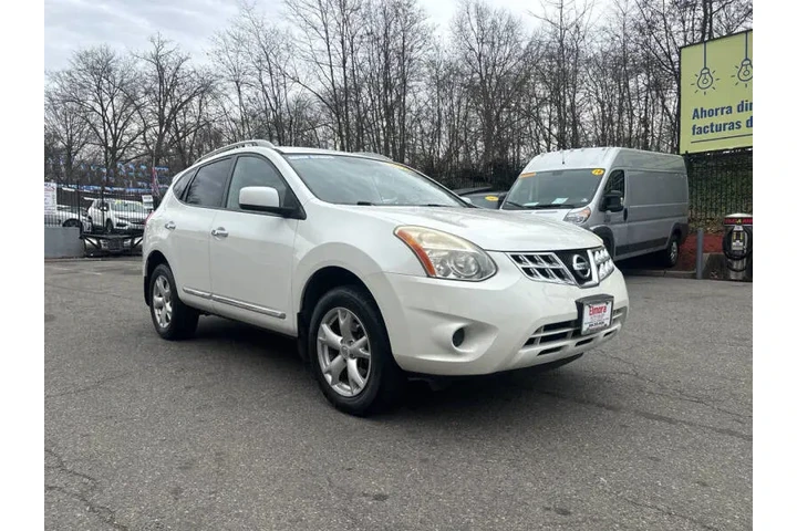 $6999 : 2011 Rogue S image 2