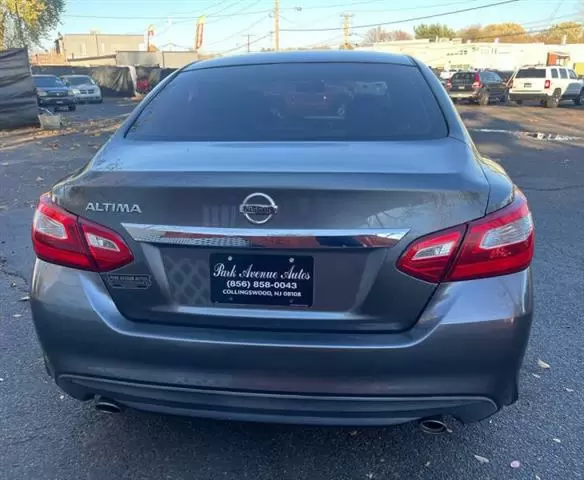 $5800 : 2016 Altima 2.5 S image 7
