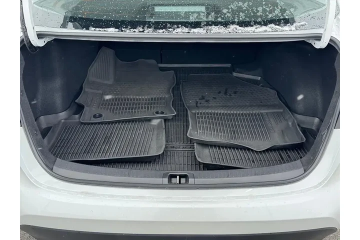 $21998 : Toyota Corolla 2025 LE 4dr S image 6