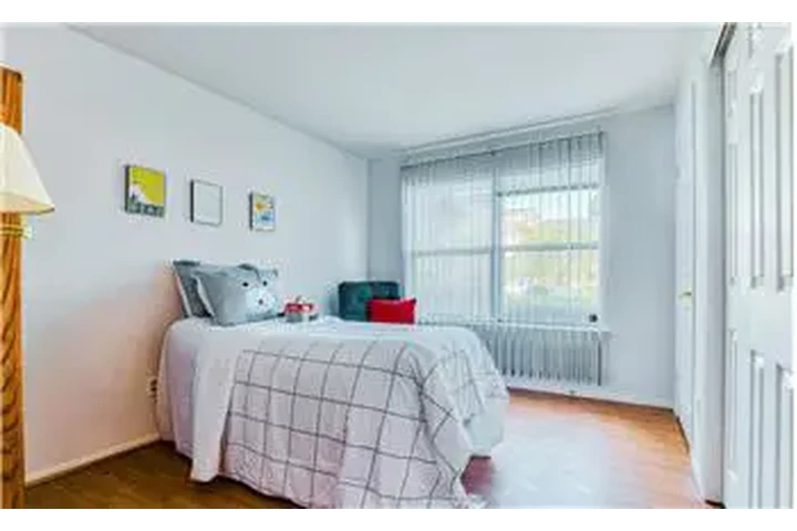 $2600 : Rental property with 2 bedro image 8