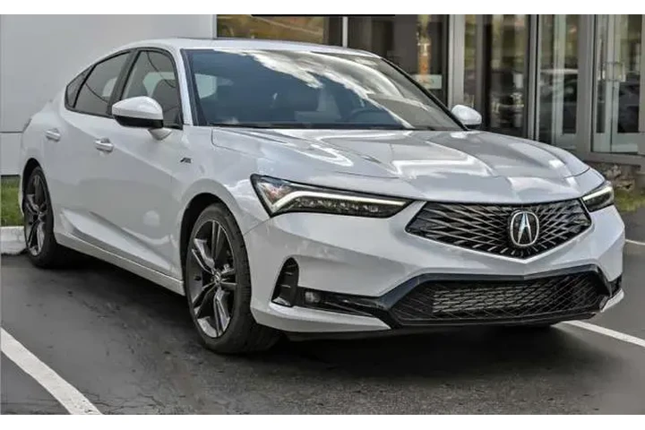 $23490 : Acura Integra 2023 4dr Liftb image 10