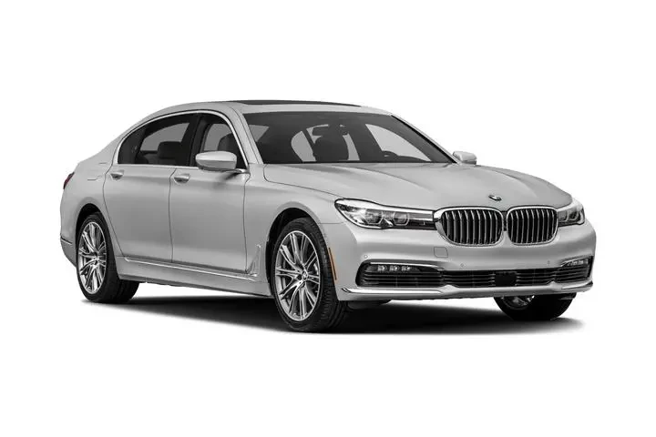 $22945 : BMW 7 Series 2017 740i 4dr S image 6