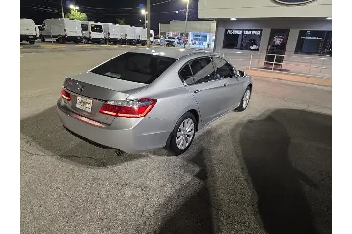 $14408 : Honda Accord 2015 EX-L V6 4d image 4