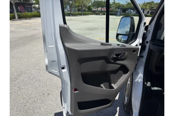 $34900 : 2023 Transit 350 XL image 10