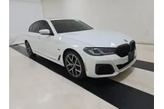 $30490 : BMW 5 Series 2022 530e 4dr S thumbnail