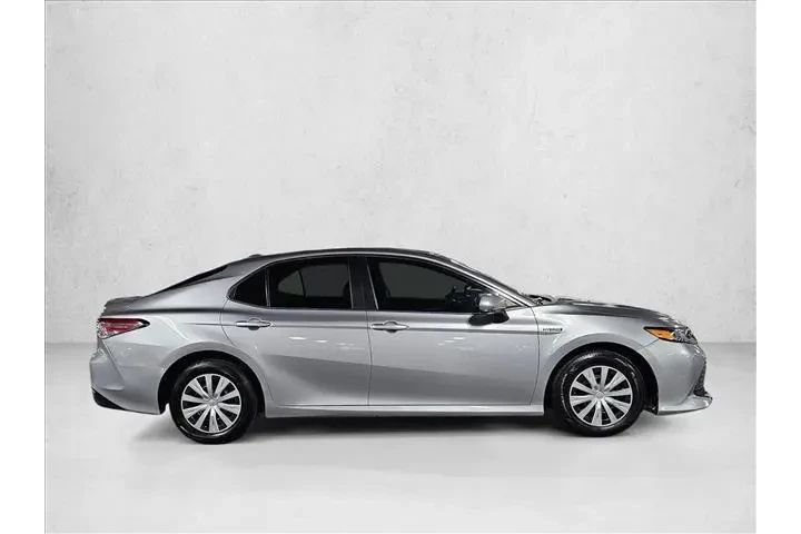$18297 : Toyota Camry Hybrid 2019 LE image 4