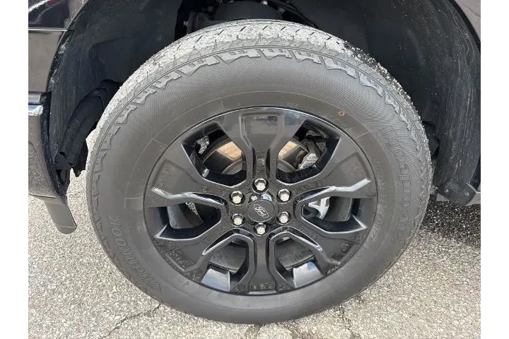 $36735 : Ford F-150 2023 4x4 XL 4dr S image 2