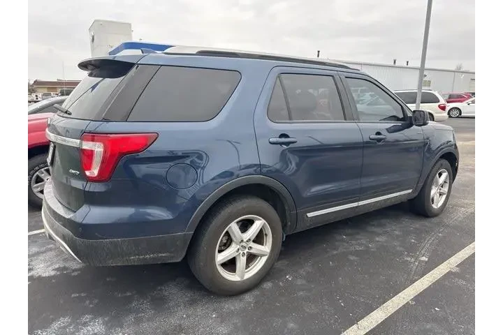 $12500 : Ford Explorer 2017 AWD XLT 4 image 5