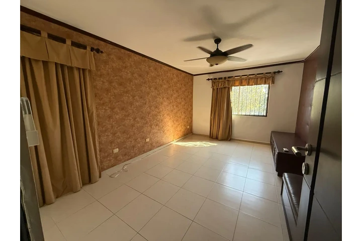 $5000000 : Casa en Alcatraces Residencial image 2