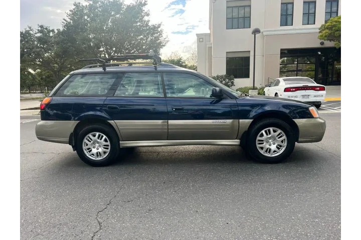 $5600 : 2004 Outback Limited image 3