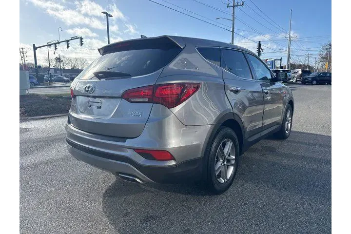 $14977 : Hyundai SANTA FE Sport 2017 image 6