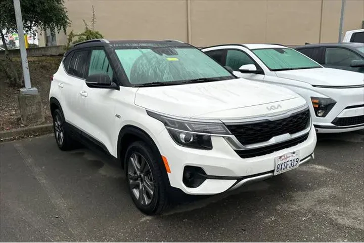 $15990 : Kia Seltos 2022 AWD S 4dr SU image 2