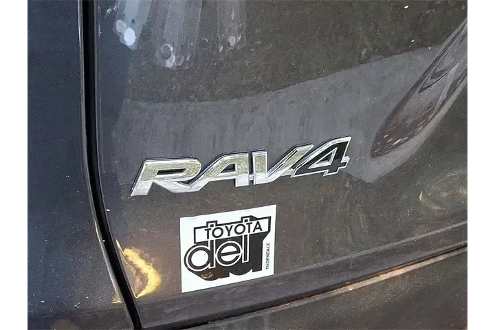 $31790 : Toyota RAV4 2024 AWD XLE 4dr image 4
