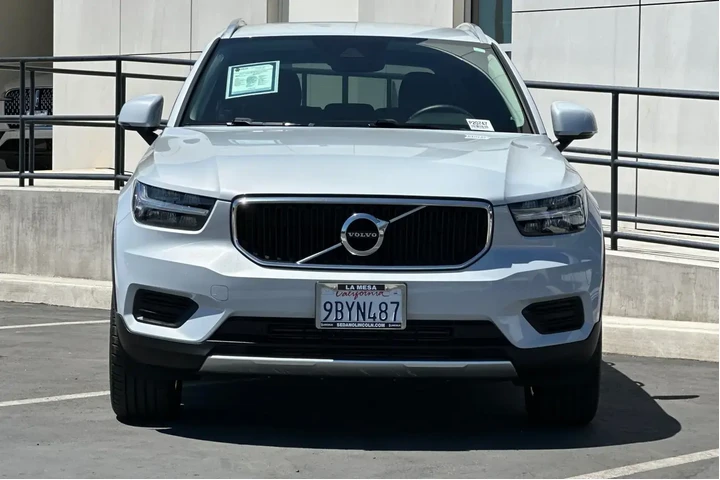 $24900 : Volvo XC40 2022 AWD T5 Momen image 8