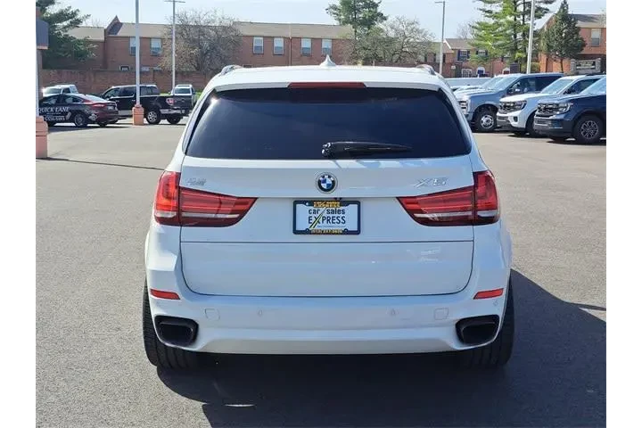 $9842 : BMW X5 2015 AWD xDrive50i 4d image 4