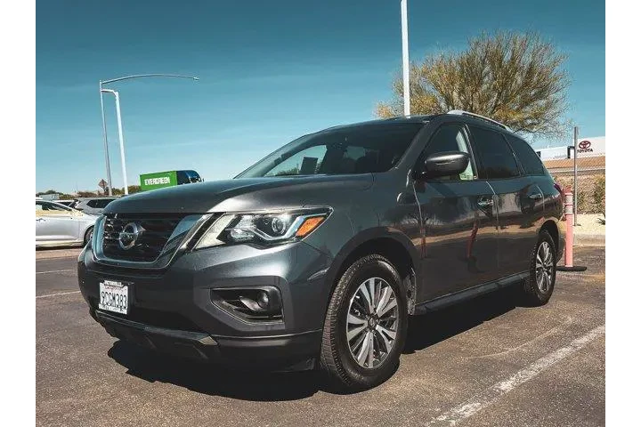 $17997 : Nissan Pathfinder 2020 4x4 S image 7