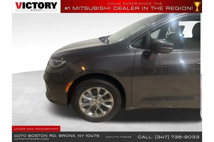 $20028 : Chrysler Pacifica 2021 AWD T image 8