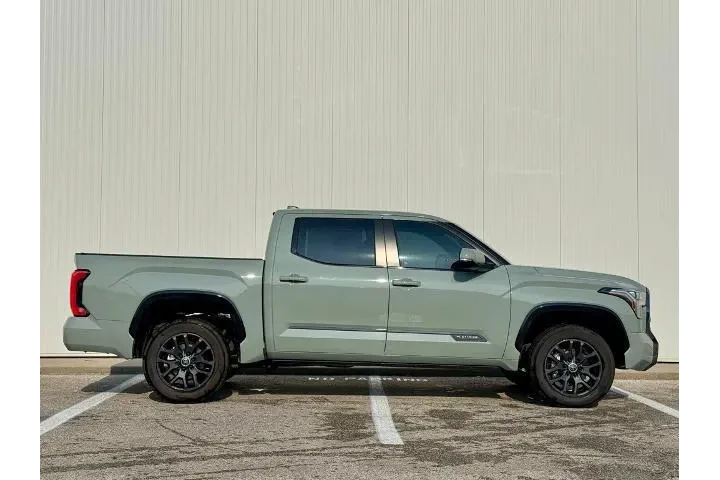 $51918 : Toyota Tundra 2024 4x4 Plati image 6