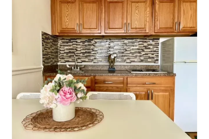 $1900 : STUDIO MIAMI BEACH ALL INCLUDE image 9