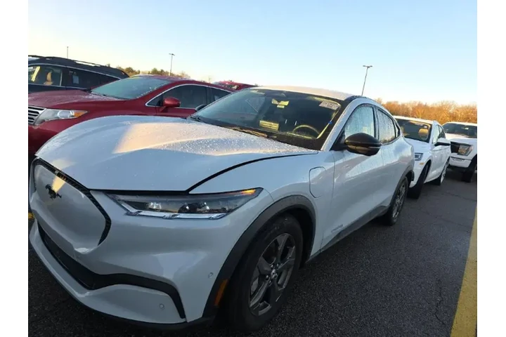 $23299 : Ford Mustang Mach-E 2023 AWD image 2