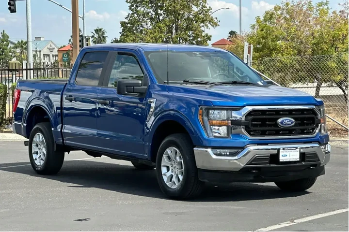 $33999 : Ford F-150 2023 4x4 XLT 4dr image 10