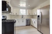 $2400 : 3Bed 2Bath in 60th Street LA, thumbnail