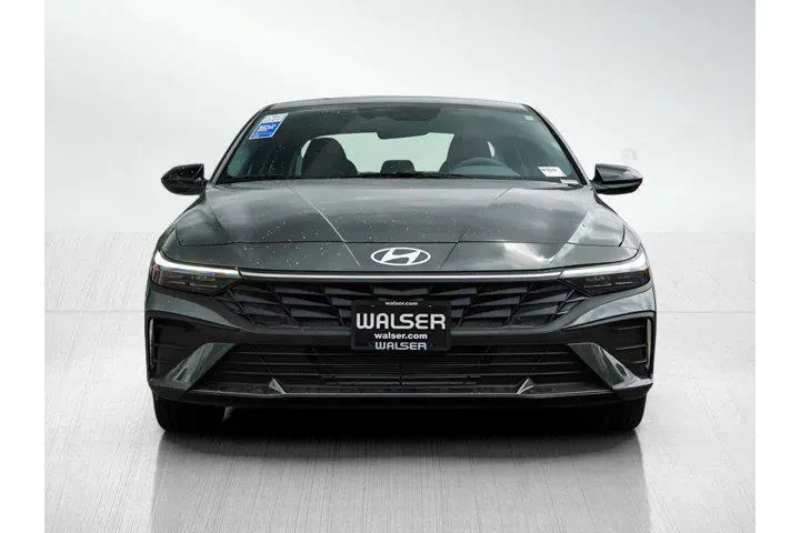 $24000 : Hyundai ELANTRA 2025 SEL Spo image 2