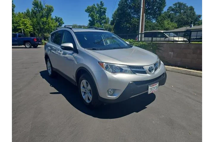 $14995 : Toyota RAV4 2013 AWD XLE 4dr image 1