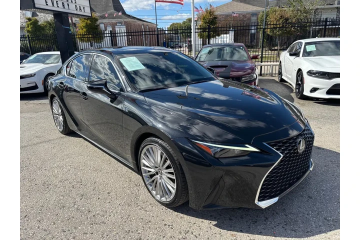 2022 IS 300 PREMIUM image 3