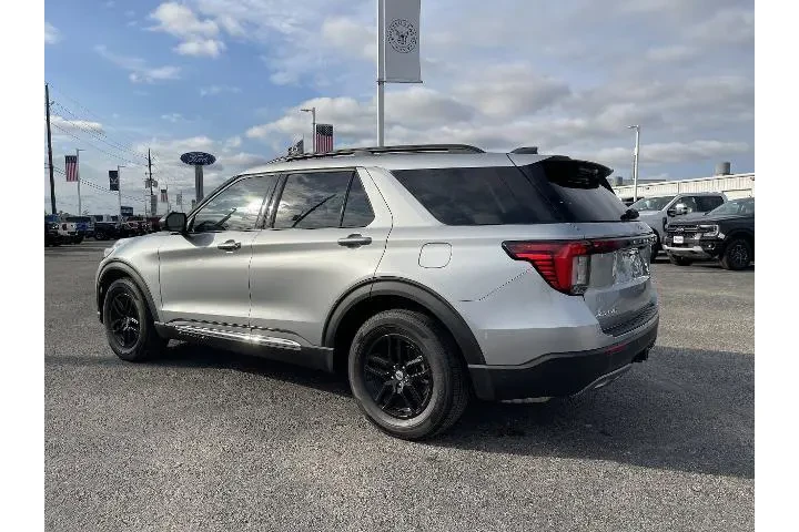 $32981 : Ford Explorer 2025 Active 4d image 3