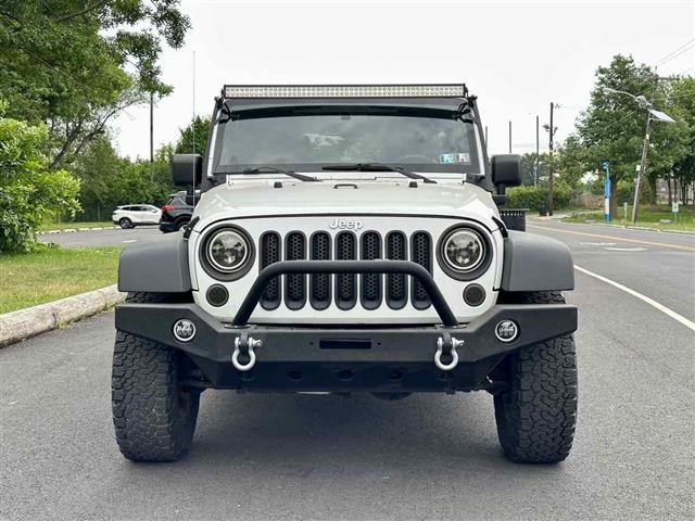 2014 Wrangler Unlimited Sport image 2