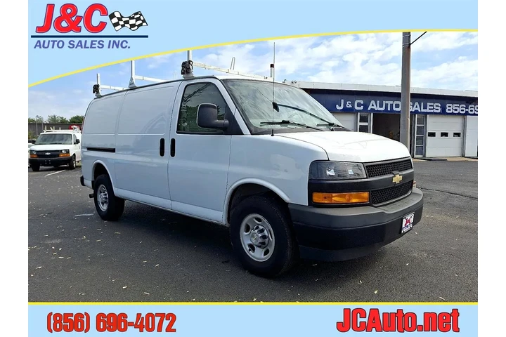 $24500 : 2020 Express 3500 Cargo image 1