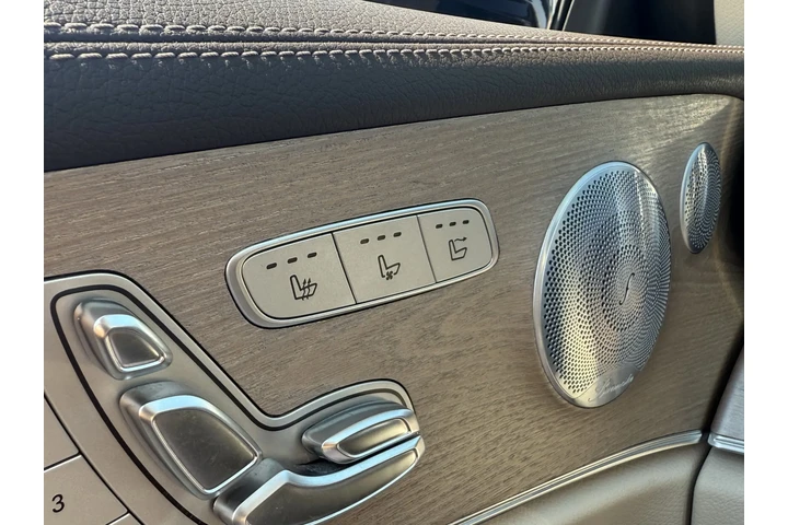 $31900 : 2019 Mercedes-Benz E-Class E image 9