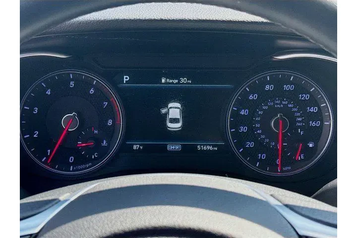 $18998 : Genesis G70 2020 AWD 2.0T 4d image 9